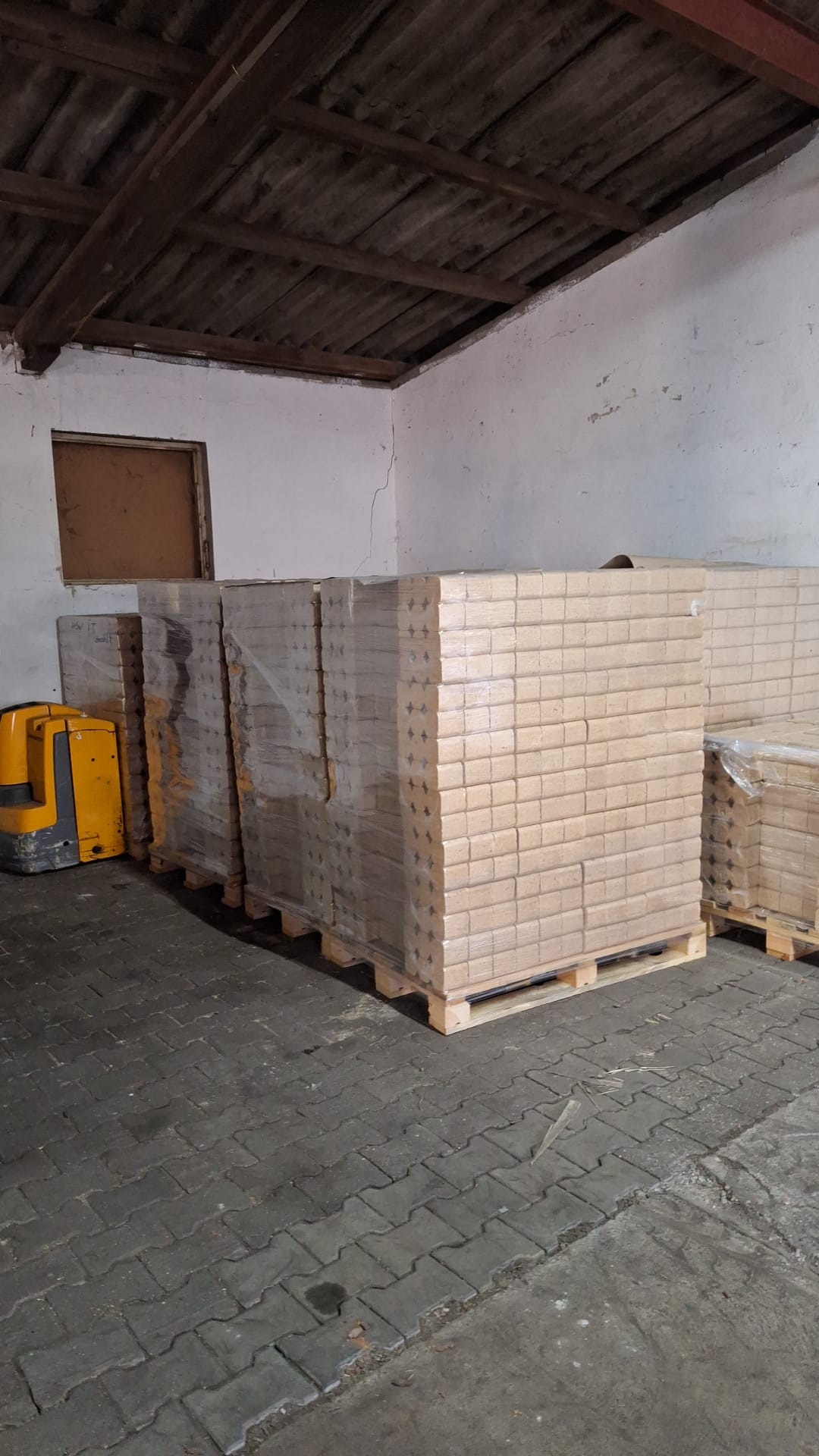 Tipps zur Holzbrikettlagerung
